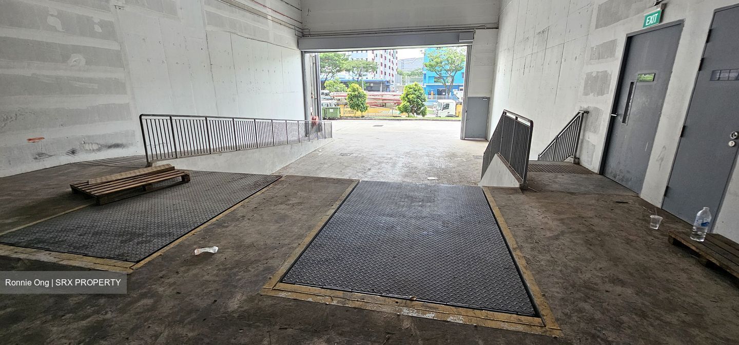 Jalan Papan (D22), Factory #636351751